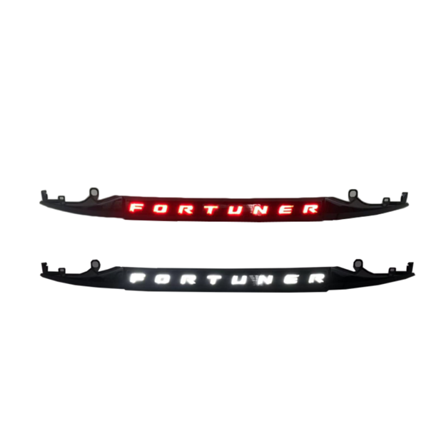 toyota-fortuner-2016-rear-door-strip-with-led